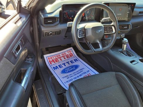 Used 2024 Ford Mustang Coupe image 6