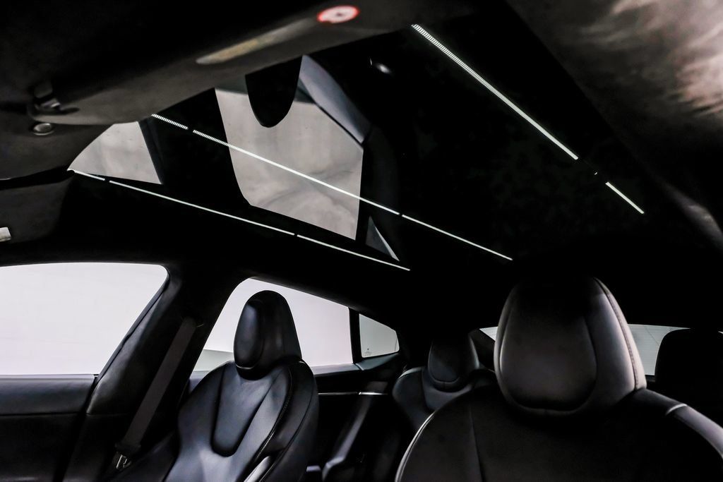 Used 2022 Tesla Model S AWD/4WD image 6