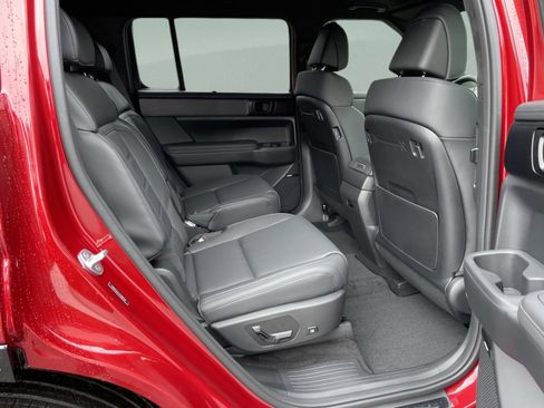 New 2026 Hyundai Santa Fe Calligraphy FWD image 18