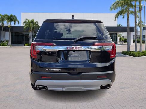 Certified 2023 GMC Acadia SLE image 6