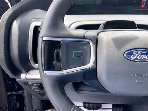 Used 2025 Ford Expedition Max Active AWD/4WD image 18