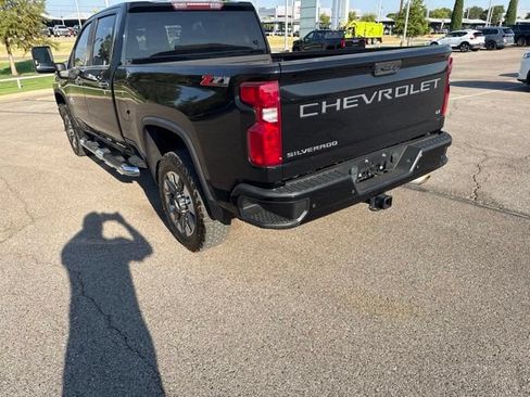 Used 2021 Chevrolet Silverado 2500 LT w/ Z71 Chrome Sport Edition AWD/4WD image 5