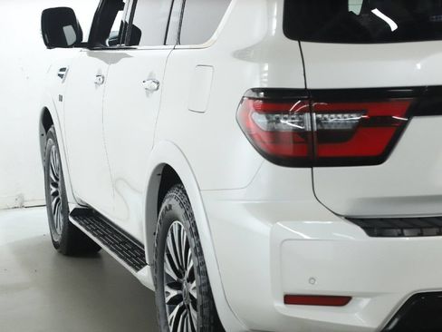 Used 2022 Nissan Armada SL w/ Midnight Edition Package RWD image 46