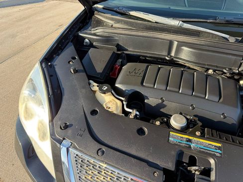 Used 2009 GMC Acadia SLE FWD image 30