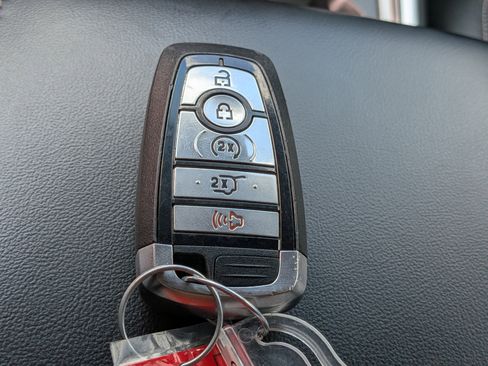 Used 2023 Ford Explorer Limited RWD image 36