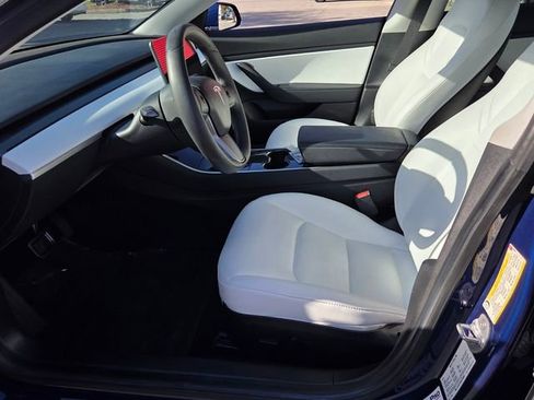 Used 2019 Tesla Model 3 Long Range image 9