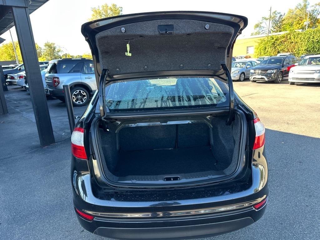 Used 2014 Ford Fiesta SE FWD image 15