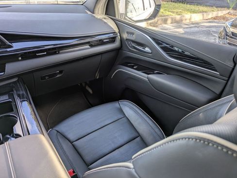 Used 2022 Cadillac Escalade ESV Sport w/ Touring Package image 22