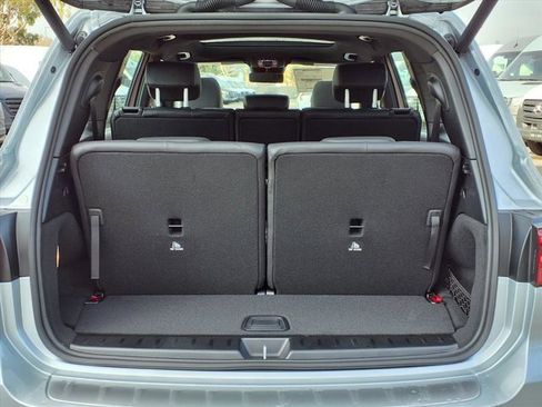 New 2026 Mercedes-Benz GLB 35 AMG 4MATIC image 23