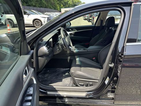 Used 2023 Genesis G70 3.3T AWD/4WD image 17