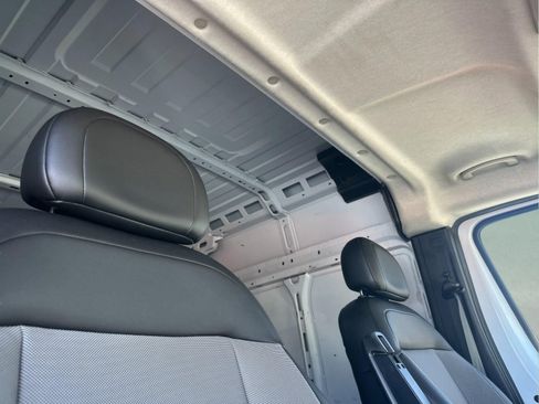 Used 2023 RAM ProMaster 2500 FWD image 16