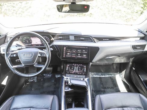 Used 2021 Audi e-tron Premium w/ Convenience Plus Package AWD/4WD image 11