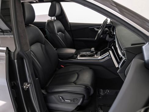 Used 2019 Audi Q8 Prestige image 31