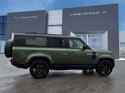New 2026 Land Rover Defender 130 X-Dynamic SE AWD/4WD image 6