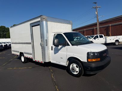 Used 2022 GMC Savana 3500 Extended w/ Power Convenience Package