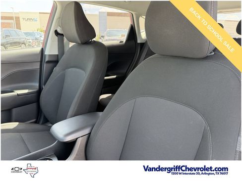 Used 2025 Hyundai Kona SEL FWD image 22