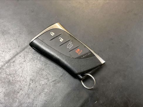Used 2021 Lexus UX 200 FWD image 19