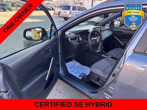 Certified 2025 Toyota Corolla Cross AWD Hybrid image 9