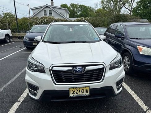 Used 2019 Subaru Forester Limited AWD/4WD image 2