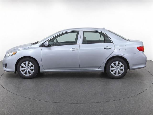Used 2010 Toyota Corolla LE FWD image 2