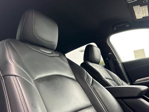 Used 2024 Cadillac XT4 Premium Luxury image 21