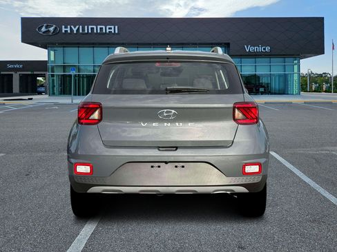 New 2026 Hyundai Venue SEL FWD image 6