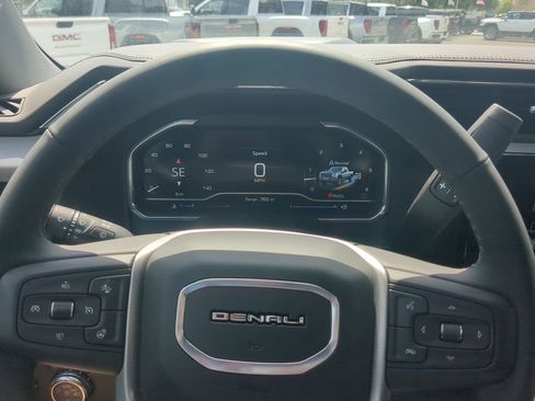 New 2025 GMC Sierra 2500 Denali w/ Denali Reserve Package image 38