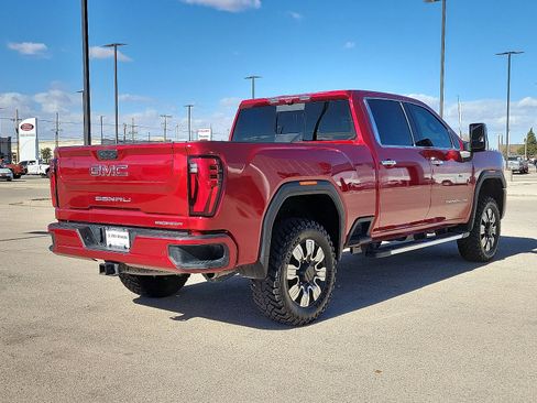 Used 2024 GMC Sierra 2500 Denali w/ Technology Package image 4