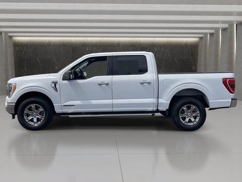 Used 2022 Ford F150 XLT w/ Equipment Group 302A High AWD/4WD image 2