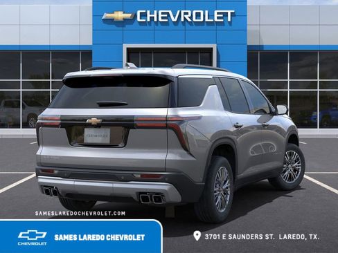 New 2025 Chevrolet Traverse LT w/ Driver Confidence Package FWD image 4