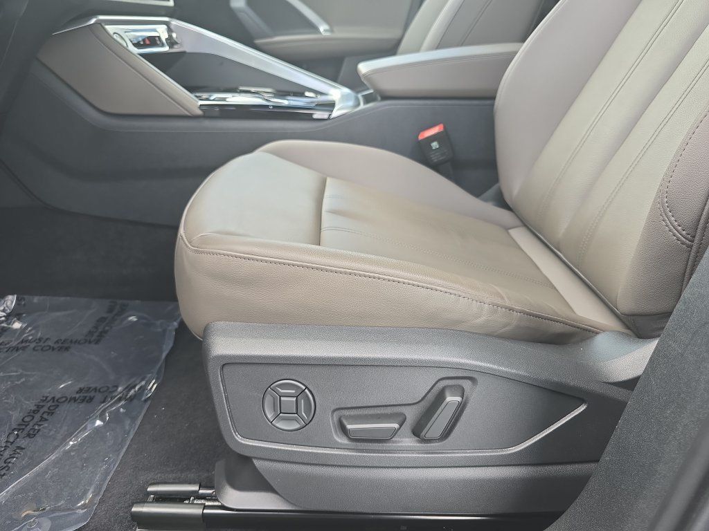 Certified 2025 Audi Q5 Premium w/ Premium Plus AWD/4WD image 20