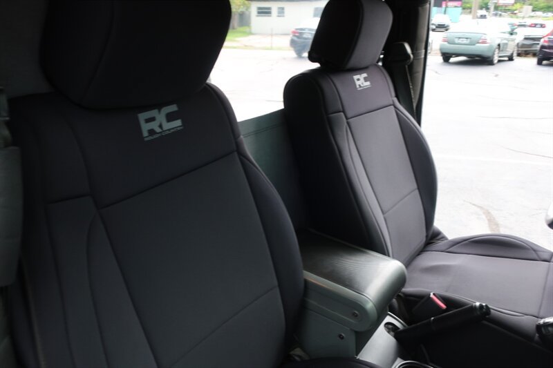 Used 2010 Jeep Wrangler Sport AWD/4WD image 24