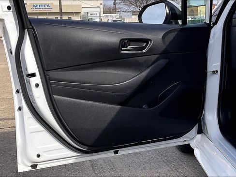 Used 2024 Toyota Corolla LE image 41