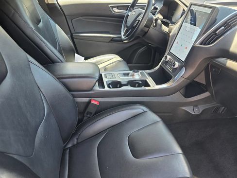 Used 2022 Ford Edge Titanium AWD/4WD image 21