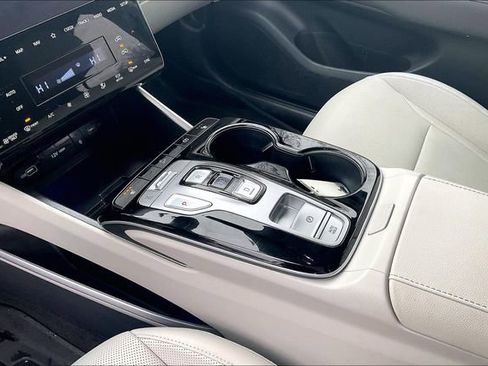 Certified 2024 Hyundai Tucson SEL image 18