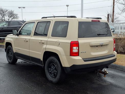 Used 2017 Jeep Patriot Sport w/ Power Value Group image 2