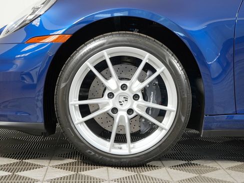 Certified 2025 Porsche 911 Carrera RWD image 16