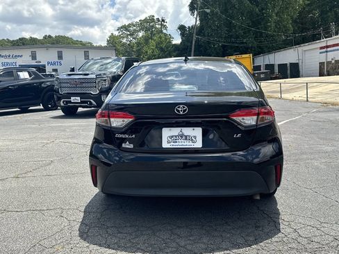 Used 2024 Toyota Corolla LE FWD image 6