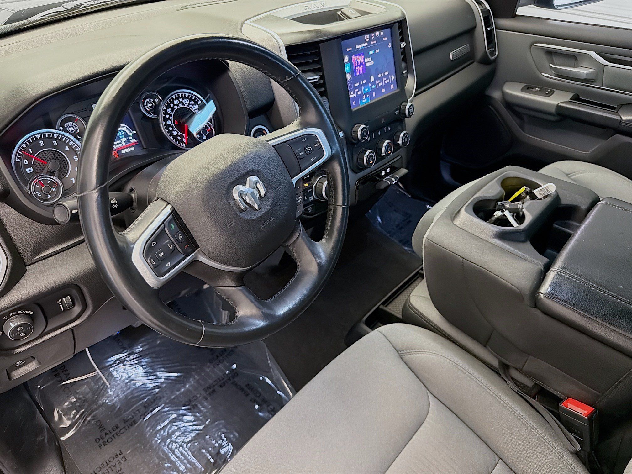 Used 2023 RAM 1500 Big Horn AWD/4WD image 7