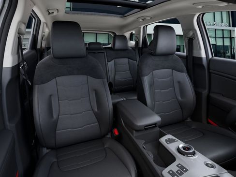 New 2026 Kia Sportage SX Prestige image 16