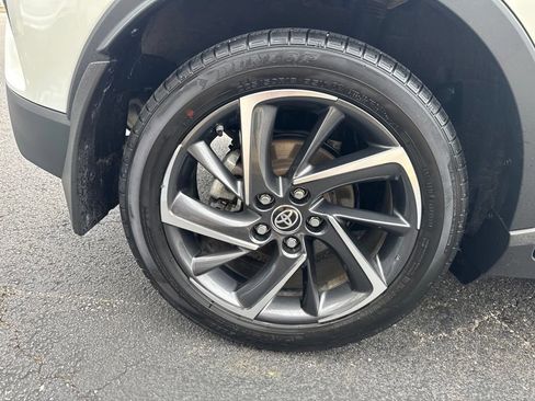 Certified 2021 Toyota C-HR Limited FWD image 50