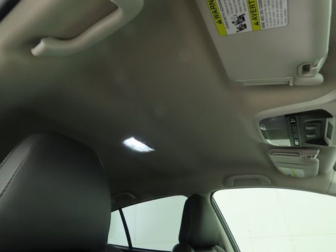 Used 2021 Subaru Crosstrek 2.5i Limited w/ Popular Package #3 image 16