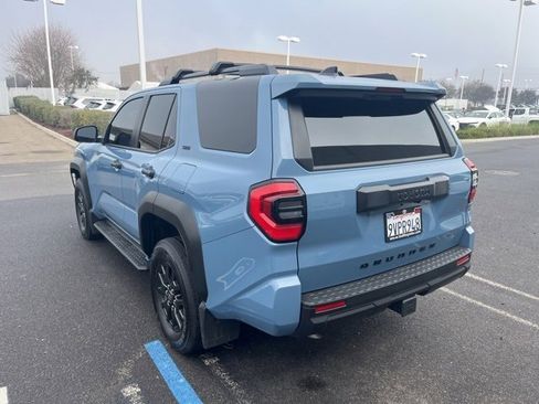 Used 2025 Toyota 4Runner SR5 image 7