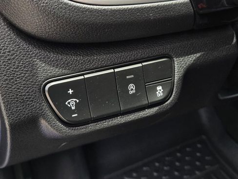 Used 2024 Kia Seltos S FWD image 17