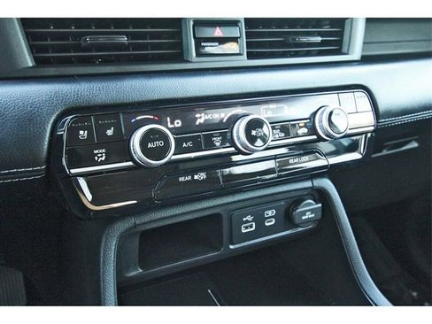 Used 2023 Honda Pilot Elite image 26