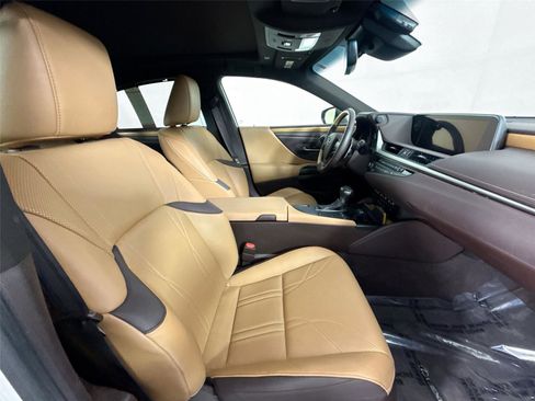 Used 2019 Lexus ES 350 Ultra Luxury image 60