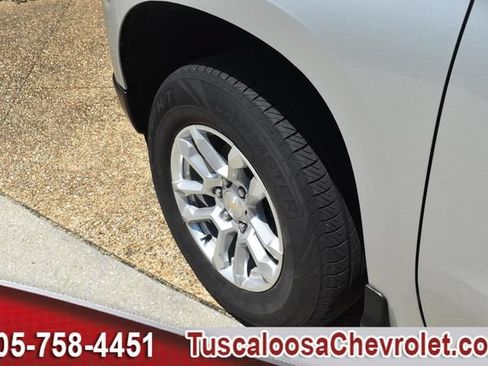 Certified 2022 Chevrolet Silverado 1500 W/T w/ WT Value Package AWD/4WD image 17
