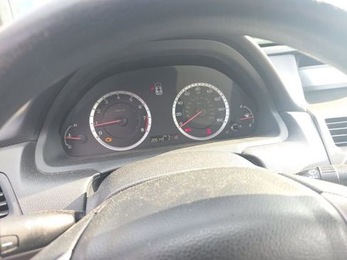 Used 2011 Honda Accord LX image 6