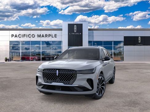 New 2026 Lincoln Nautilus Reserve AWD/4WD image 2