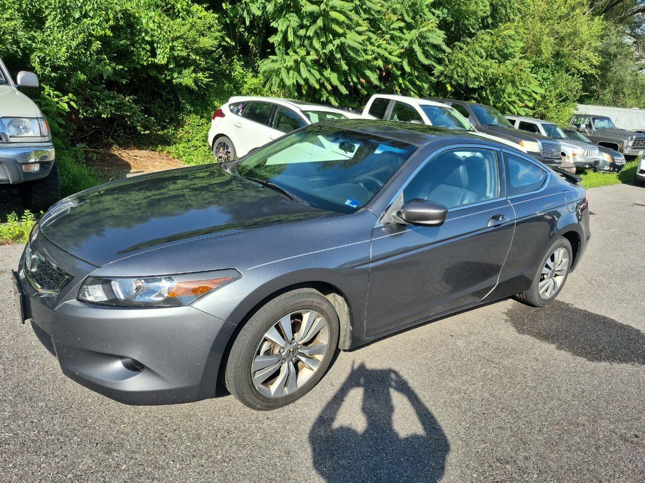 Used 2010 Honda Accord EX-L image 2